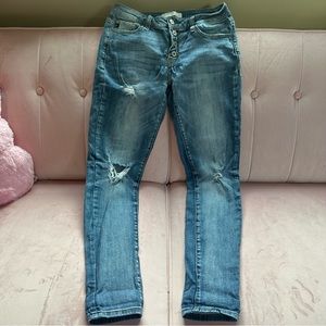 KanCan Annalisa Distressed Medium Wash Skinny Jean Size 26